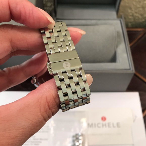 Michele Belmore Watch - Picture 5 of 8